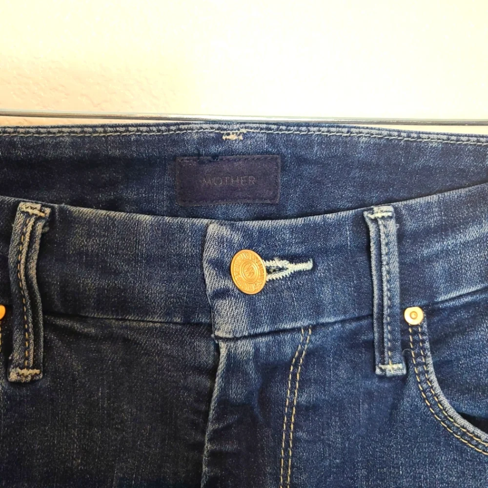 MOTHER The Looker Crop in On The Edge Jeans Size 27 - Picture 9 of 12